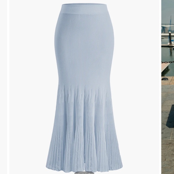 Light Blue Ribbed Knit Ruffle Set - Picture 2 of 8